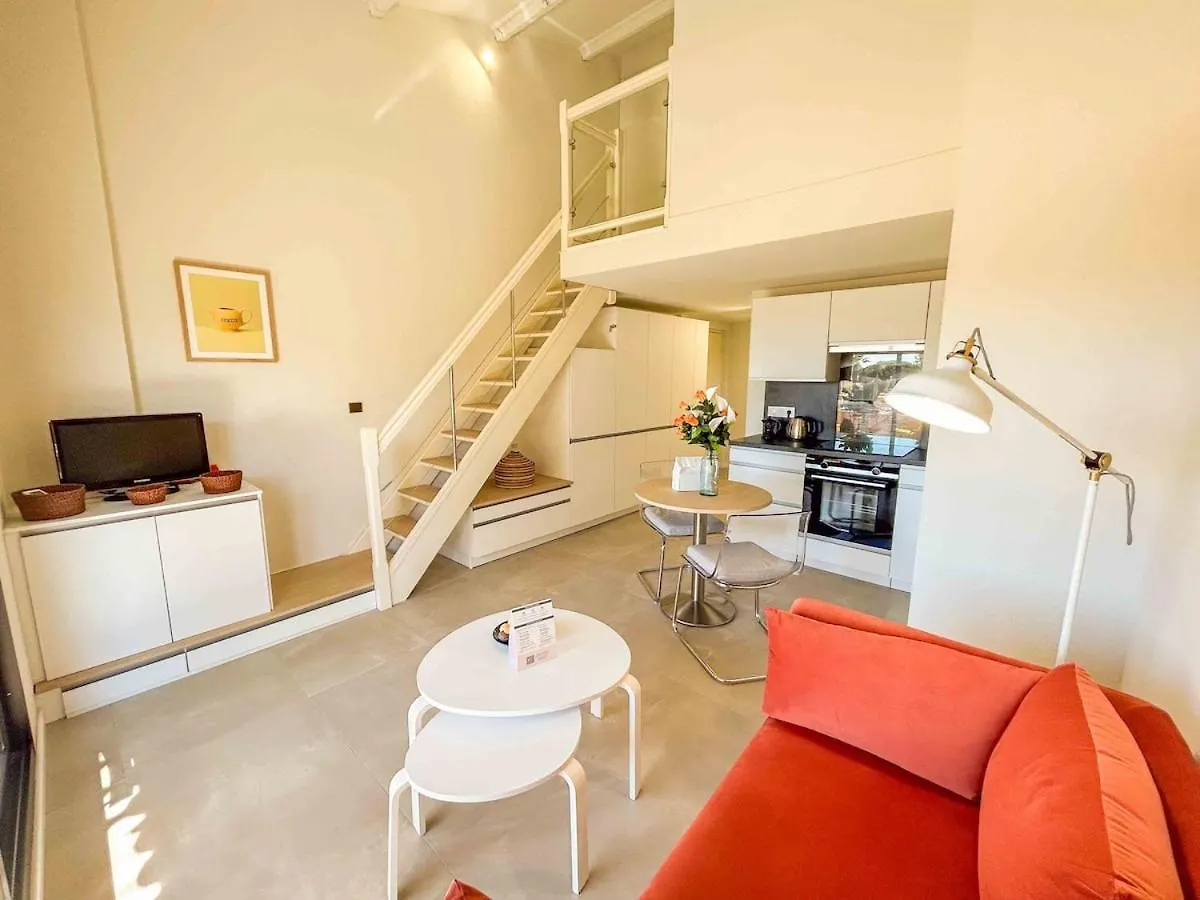 Apartment T2 - Piscine - Parking - Plage Six-Fours-les-Plages France